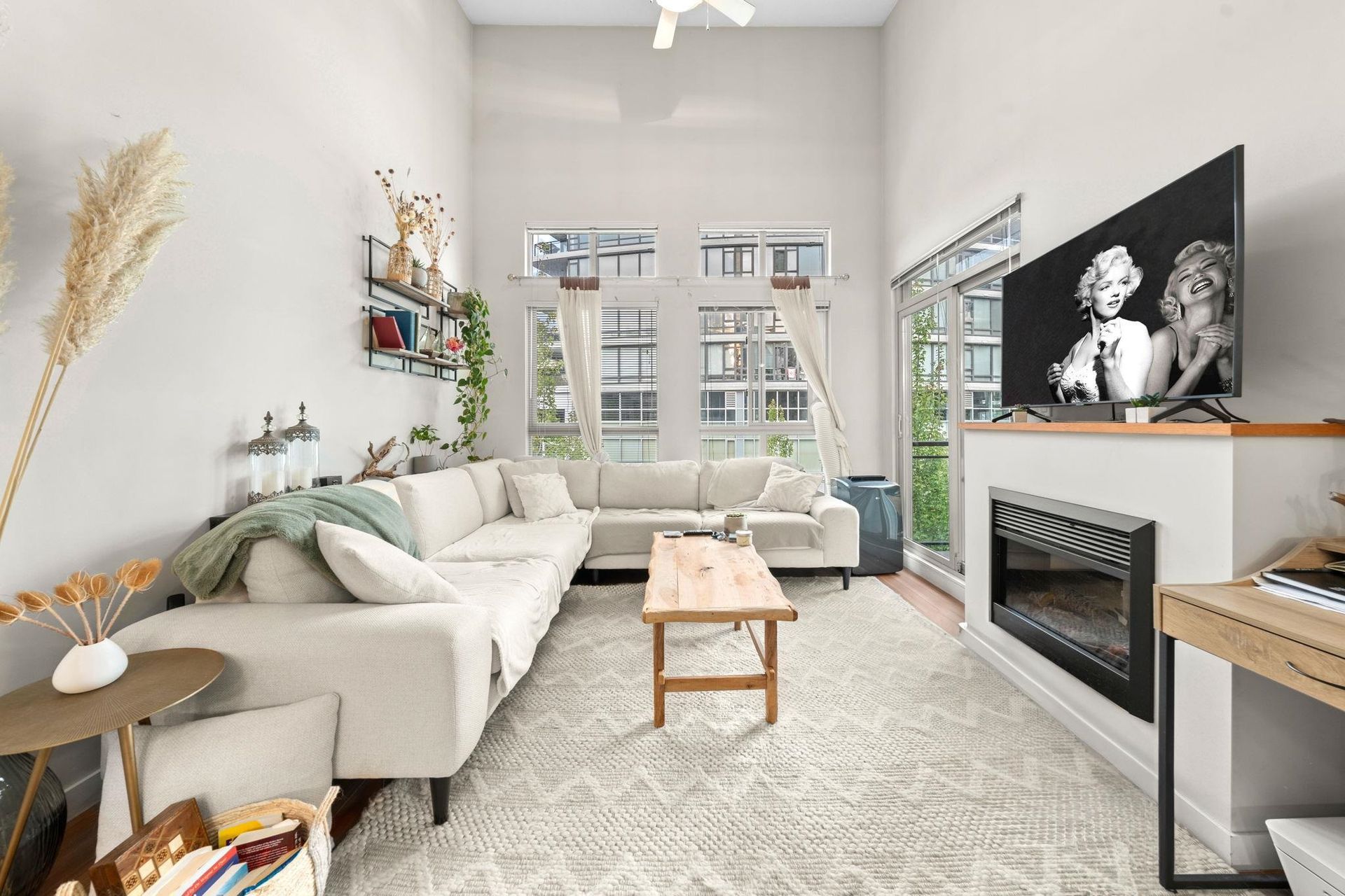 411 - 201 Morrissey Road, Port Moody Centre, Port Moody photo number 1