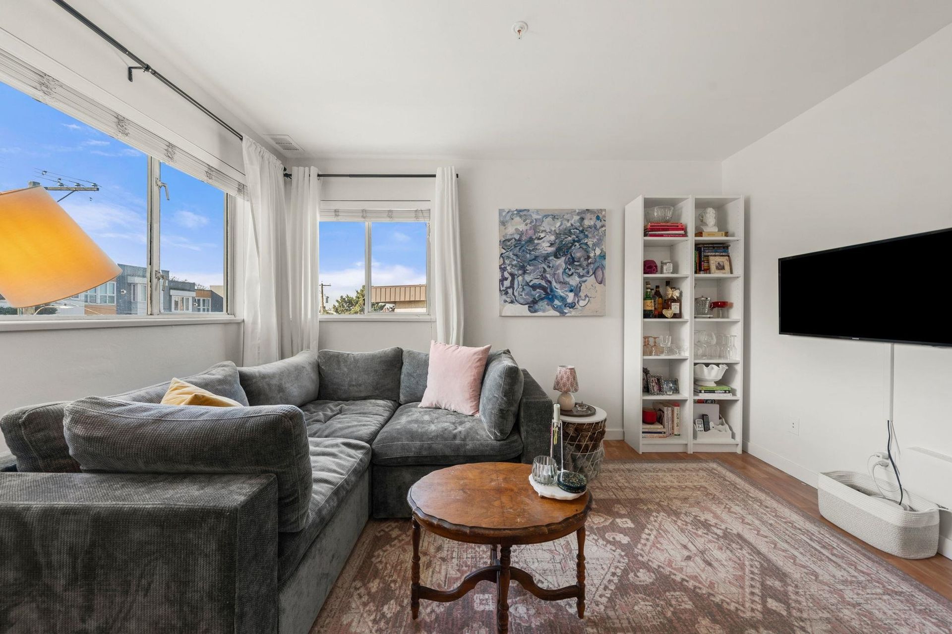 305 - 33 N Templeton Drive, Hastings, Vancouver East photo number 1