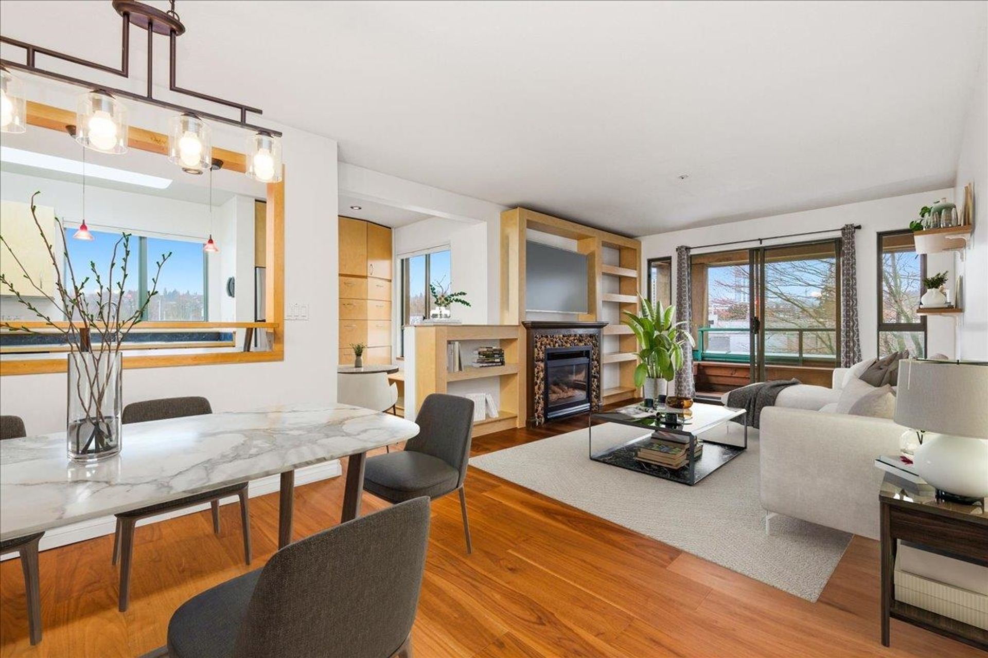 306 - 223 Mountain Highway, Lynnmour, North Vancouver photo number 1