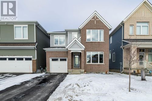 764-vennecy-terrace-chapel-hill-south-ottawa-01 at 764 Vennecy Terrace, Chapel Hill South, Ottawa