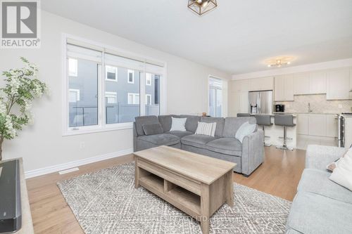 764-vennecy-terrace-chapel-hill-south-ottawa-17 at 764 Vennecy Terrace, Chapel Hill South, Ottawa