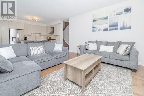 764-vennecy-terrace-chapel-hill-south-ottawa-18 at 764 Vennecy Terrace, Chapel Hill South, Ottawa