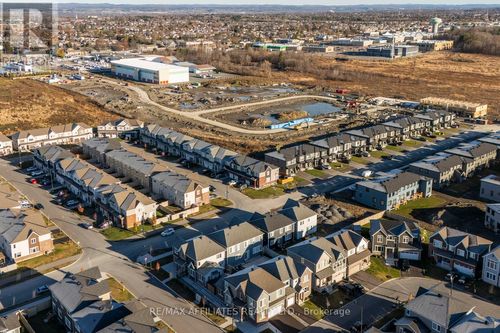 764-vennecy-terrace-chapel-hill-south-ottawa-40 at 764 Vennecy Terrace, Chapel Hill South, Ottawa