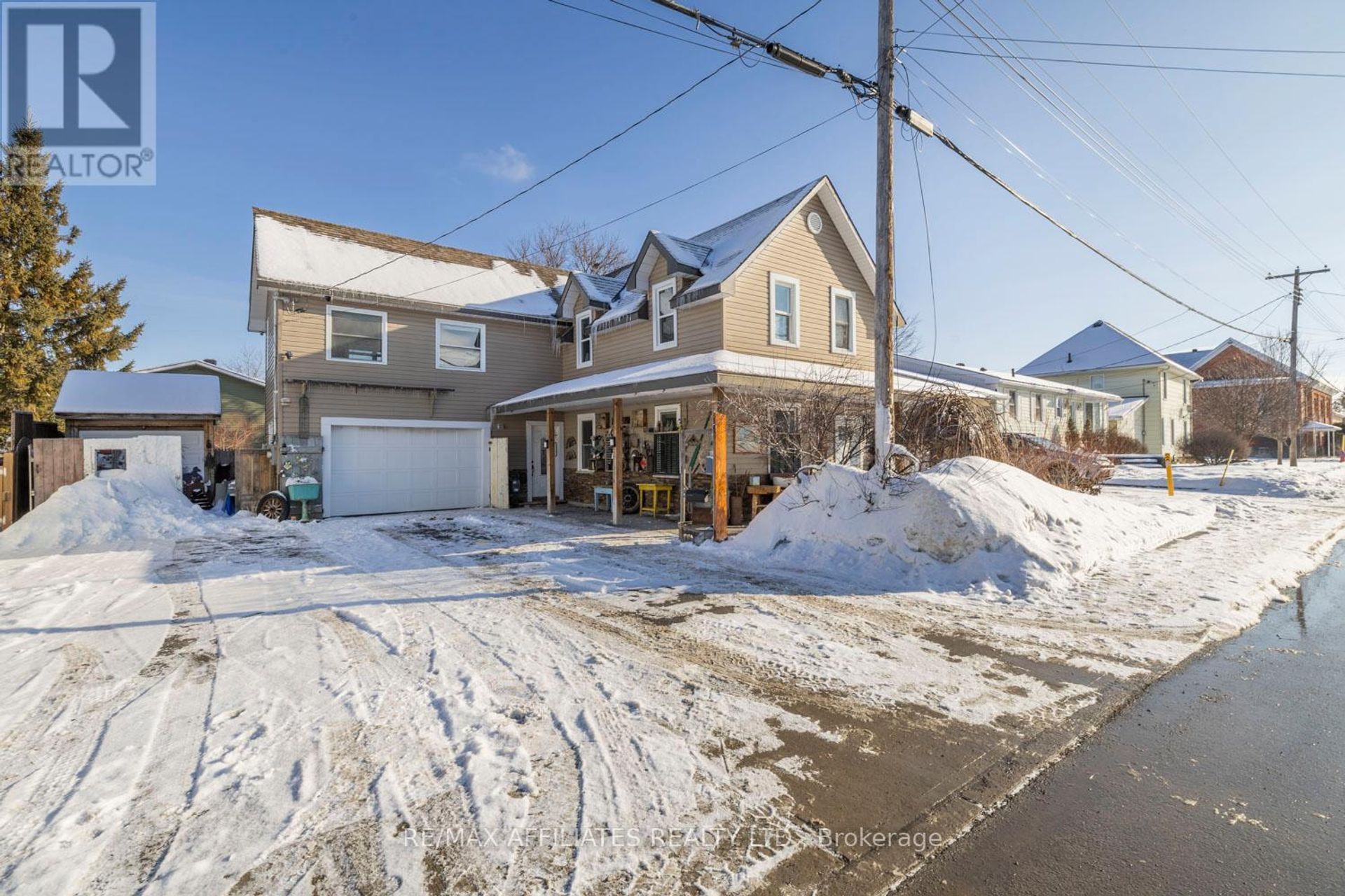 311 Alicia Street, Arnprior 2