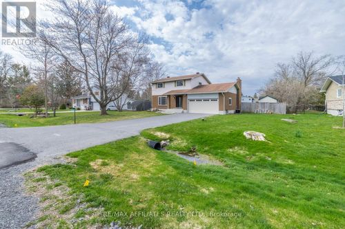 5582-van-vliet-road-manotick-long-island-ottawa-02 at 5582 Van Vliet Road, MANOTICK LONG ISLAND, Ottawa