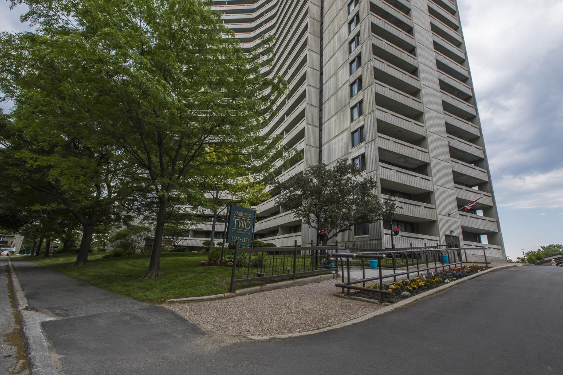 809 - 1171 Ambleside, AMBLESIDE, Ottawa by Laura Keller Real Estate Team 809 - 1171 Ambleside, AMBLESIDE, Ottawa