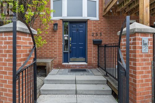 255-kent-street-ottawa-centre-ottawa-05 at 255 Kent Street, Ottawa Centre, Ottawa