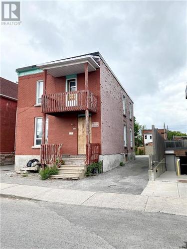 13-balsam-street-west-centretown-ottawa-02 at 13 Balsam Street, West Centretown, Ottawa