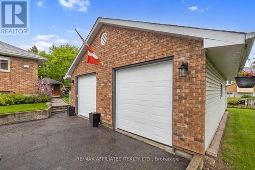 1781-queensdale-avenue-blossom-park-ottawa-04 at 1781 Queensdale Avenue, Blossom Park, Ottawa