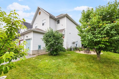 15-240-mississippi-court-carleton-place-carleton-place-on-02 at 15 - 240 Mississippi Court, Carleton Place