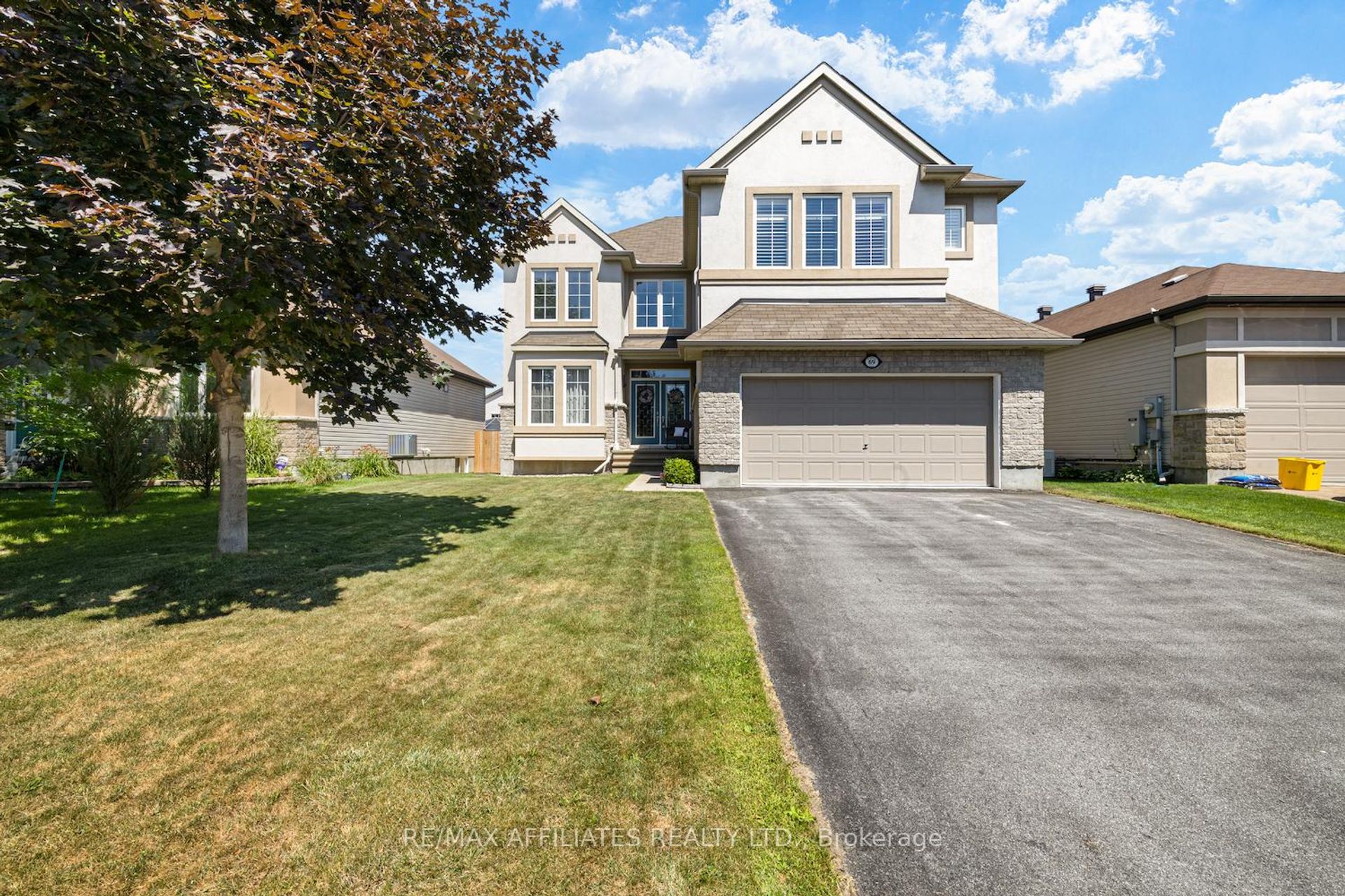 69 Hackberry Trail, Carleton Place 2