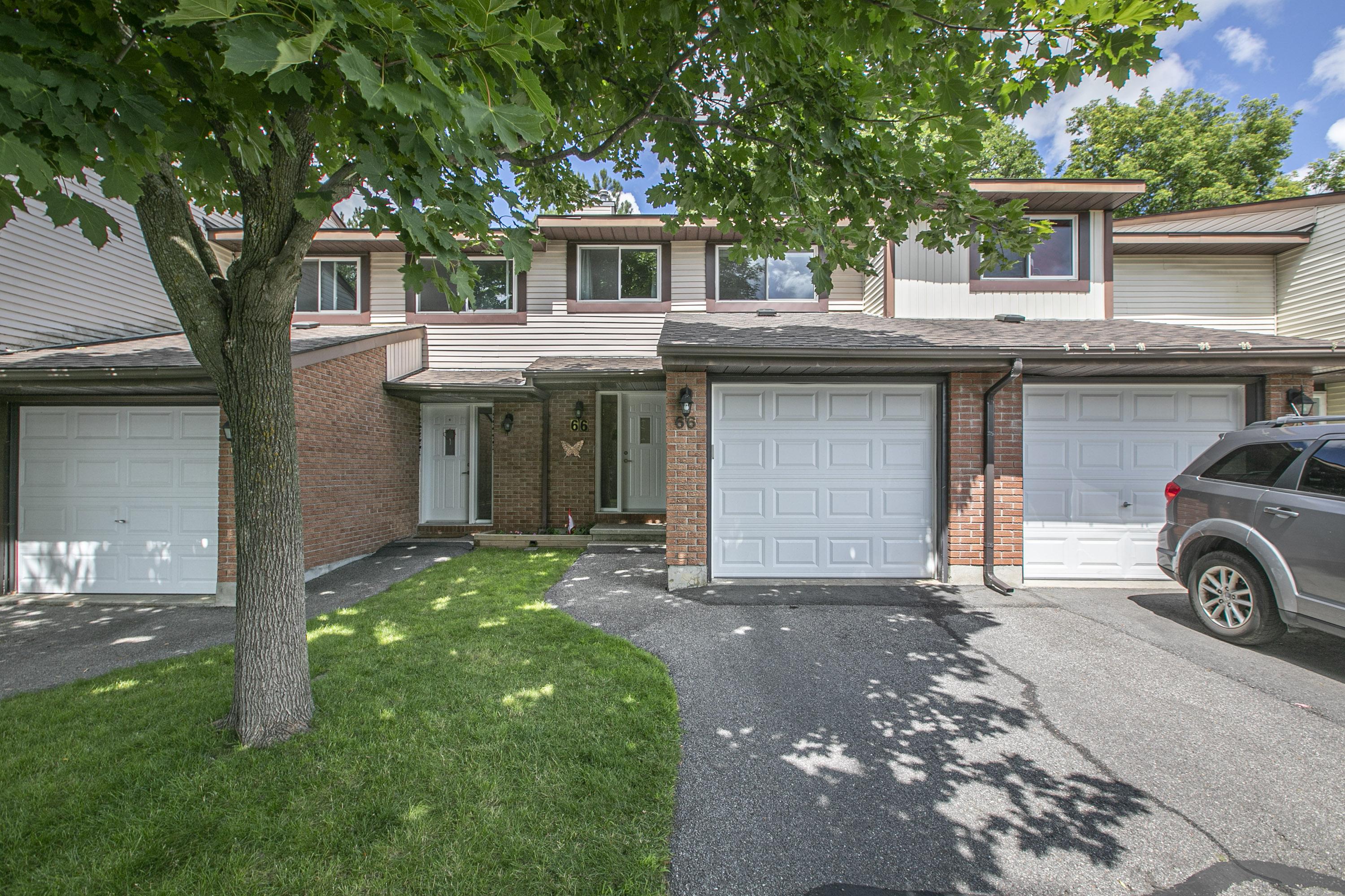 66 Stokes Crescent, Kanata by Laura Keller Real Estate Team 66 Stokes Crescent, Kanata