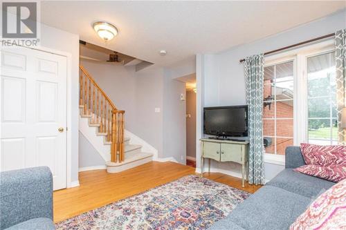 18-central-park-drive-central-park-ottawa-08 at 18 Central Park Drive, Central Park, Ottawa