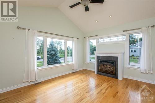 113-smith-drive-ashgrove-estate-perth-06 at 113 Smith Drive, Ashgrove Estate, Perth