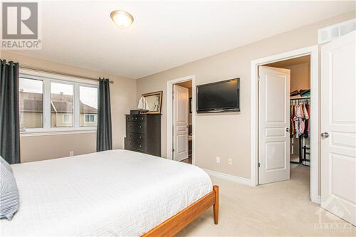 252-maxwell-bridge-drive-brookside-ottawa-20 at 252 Maxwell Bridge Drive, BROOKSIDE, Ottawa