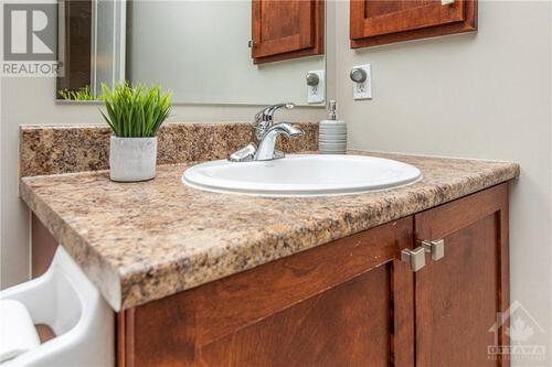 252-maxwell-bridge-drive-brookside-ottawa-26 at 252 Maxwell Bridge Drive, BROOKSIDE, Ottawa