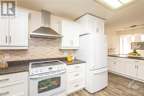 24-woodridge-court-braeside-braeside-09 at 24 Woodridge Court, BRAESIDE, Braeside