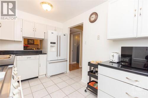 1730-rodin-way-orleans-gardens-orleans-06 at 1730 Rodin Way, Orleans Gardens, Orleans