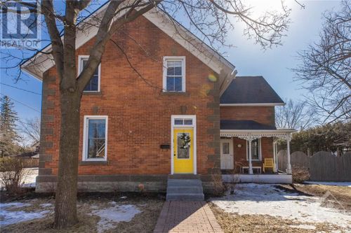 110-lake-avenue-e-carleton-place-carleton-place-00 at 110 Lake Avenue E, Carleton Place