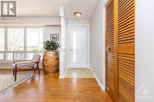 2074-arch-street-elmvale-acres-ottawa-02 at 2074 Arch Street, Elmvale Acres, Ottawa