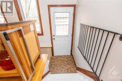 2074-arch-street-elmvale-acres-ottawa-19 at 2074 Arch Street, Elmvale Acres, Ottawa