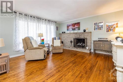 54-largo-crescent-meadowlands-ottawa-04 at 54 Largo Crescent, Meadowlands, Ottawa