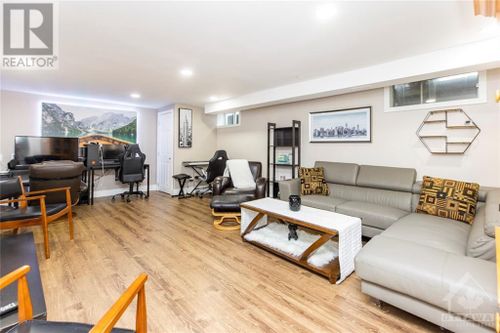 54-largo-crescent-meadowlands-ottawa-25 at 54 Largo Crescent, Meadowlands, Ottawa