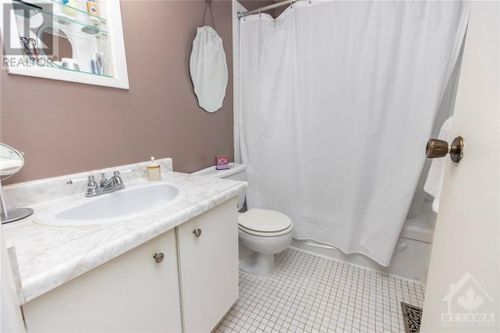 2661-pimlico-crescent-hunt-club-ridge-ottawa-23 at 2661 Pimlico Crescent, Hunt Club Ridge, Ottawa