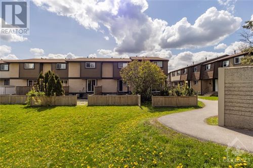 2661-pimlico-crescent-hunt-club-ridge-ottawa-29 at 2661 Pimlico Crescent, Hunt Club Ridge, Ottawa