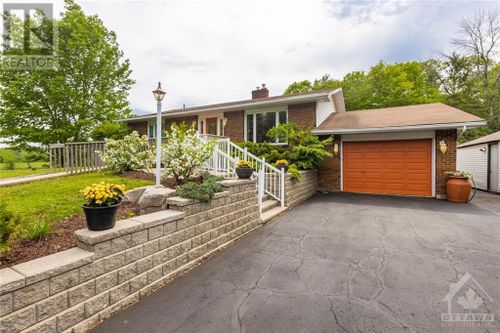 517-ramsay-concession-8-road-mississippi-mills-mississippi-mills-02 at 517 Ramsay Concession 8 Road, Mississippi Mills