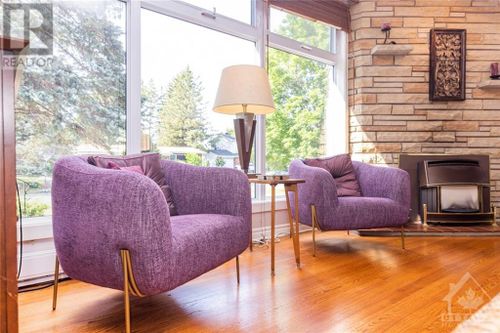 8-parker-avenue-crestview-ottawa-04 at 8 Parker Avenue, Crestview, Ottawa