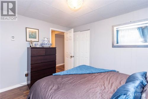 8-parker-avenue-crestview-ottawa-24 at 8 Parker Avenue, Crestview, Ottawa