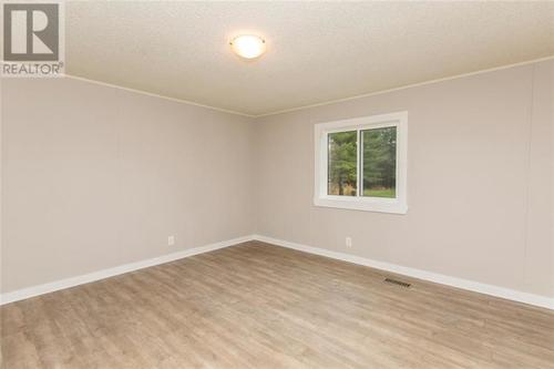 4659-hwy-511-highway-watsons-corners-lanark-20 at 4659 Hwy 511 Highway, WATSONS CORNERS, Lanark