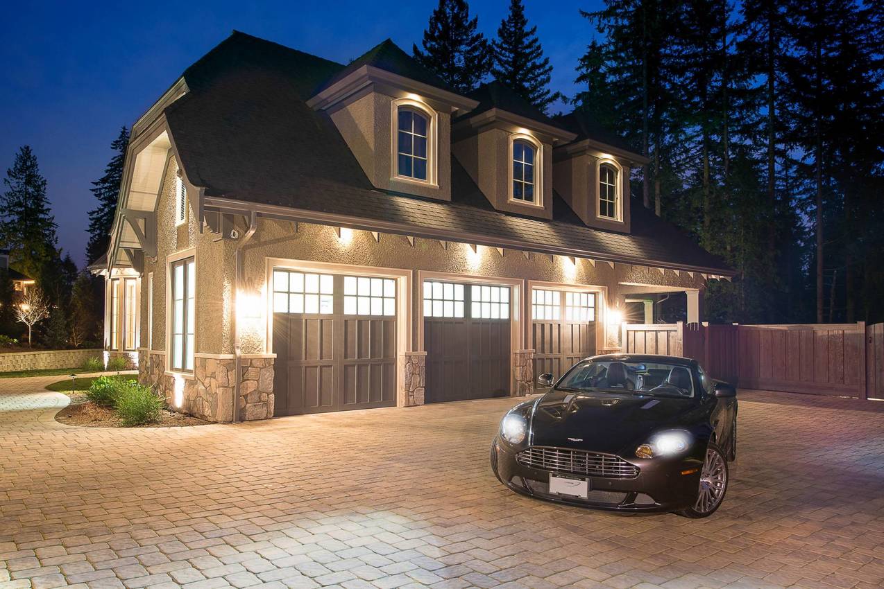 Garage at 135 Dogwood Drive, Anmore, Port Moody