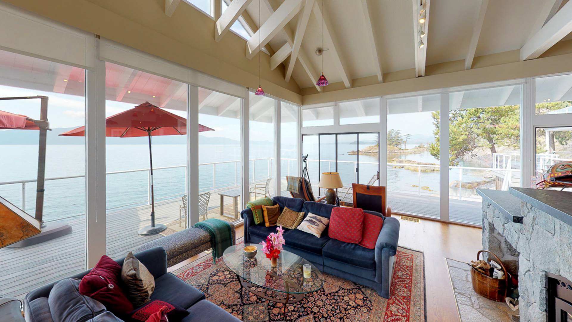 11113 Sunshine Coast Highway Halfmn Bay Secret Cv Redroofs