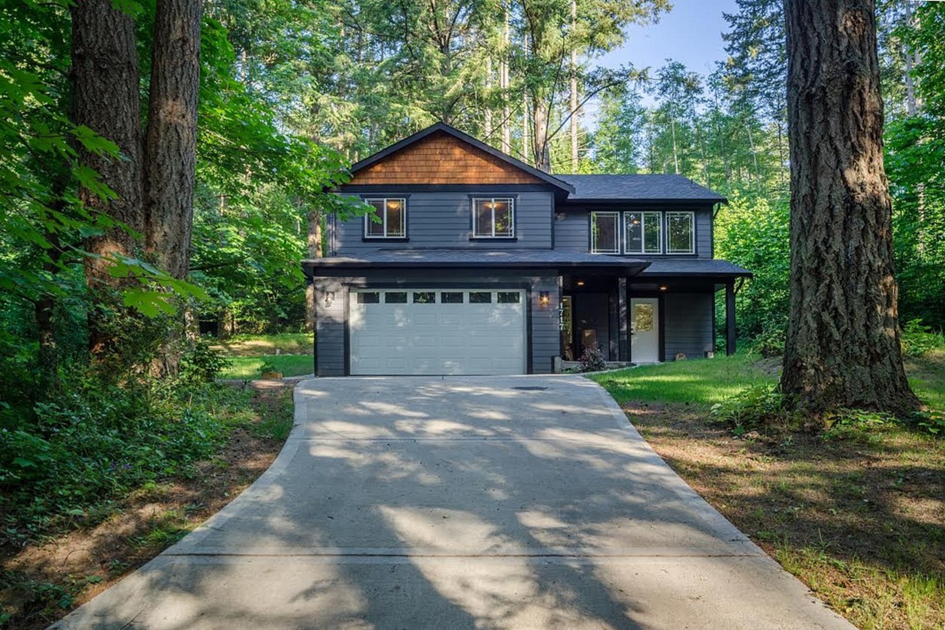 1717 Falcon Heights Road, Goldstream, Langford 