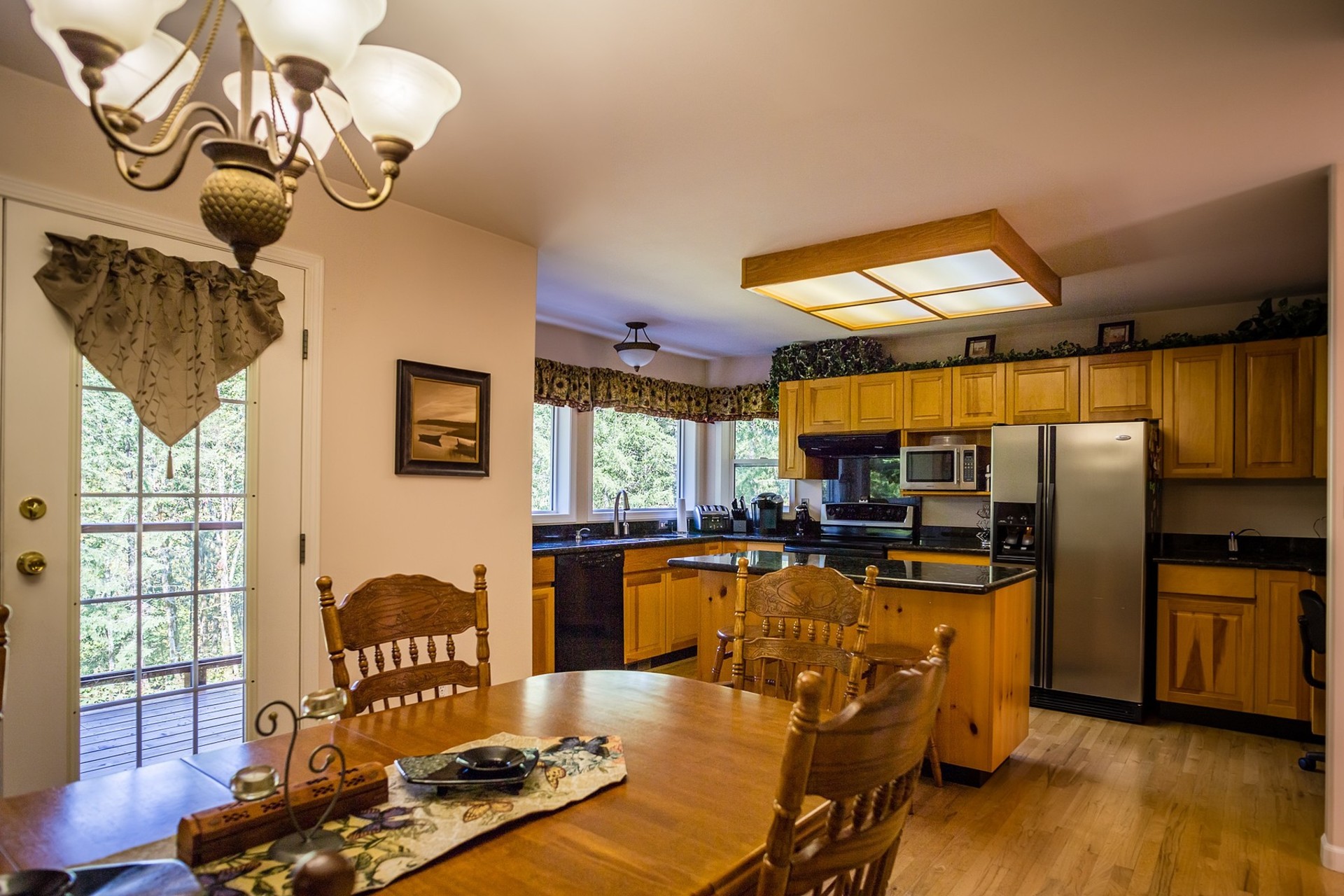 Open Concept Kitchen at 5189 Jeffries Road, Mill Bay, Malahat & Area