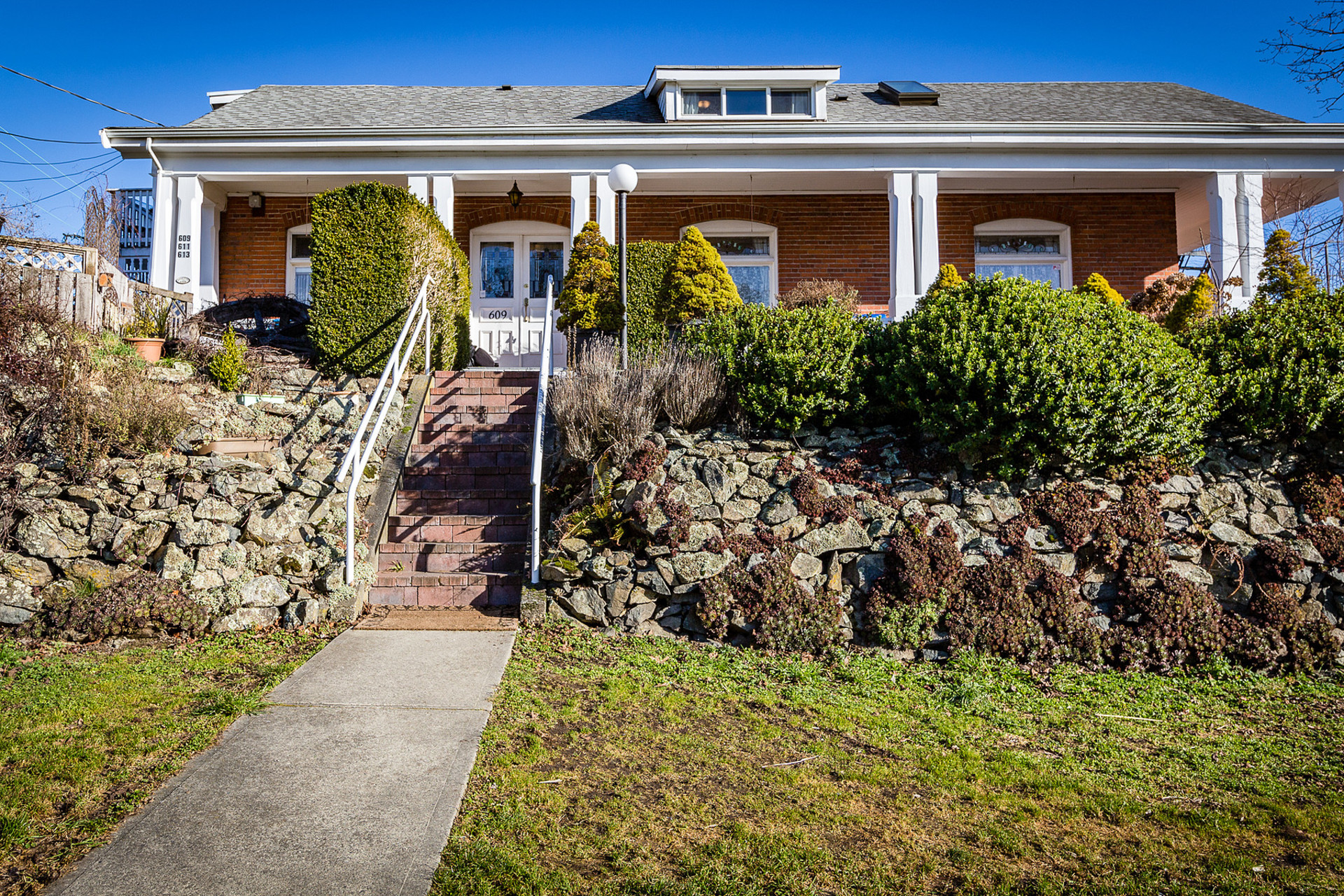 609, 611, 613 - 609 Mary Street, Victoria West 