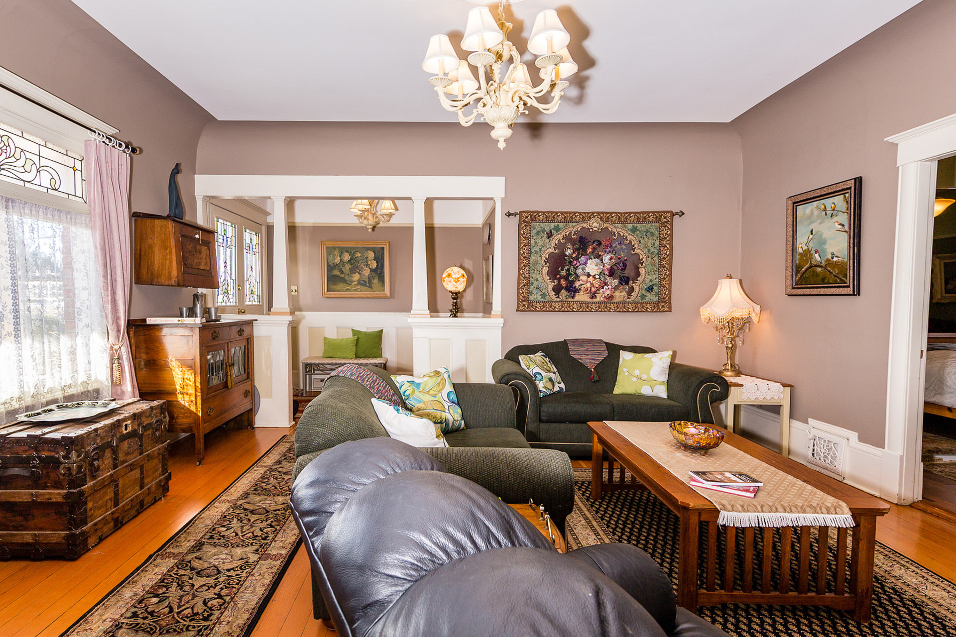  at 609, 611, 613 - 609 Mary Street, Victoria West