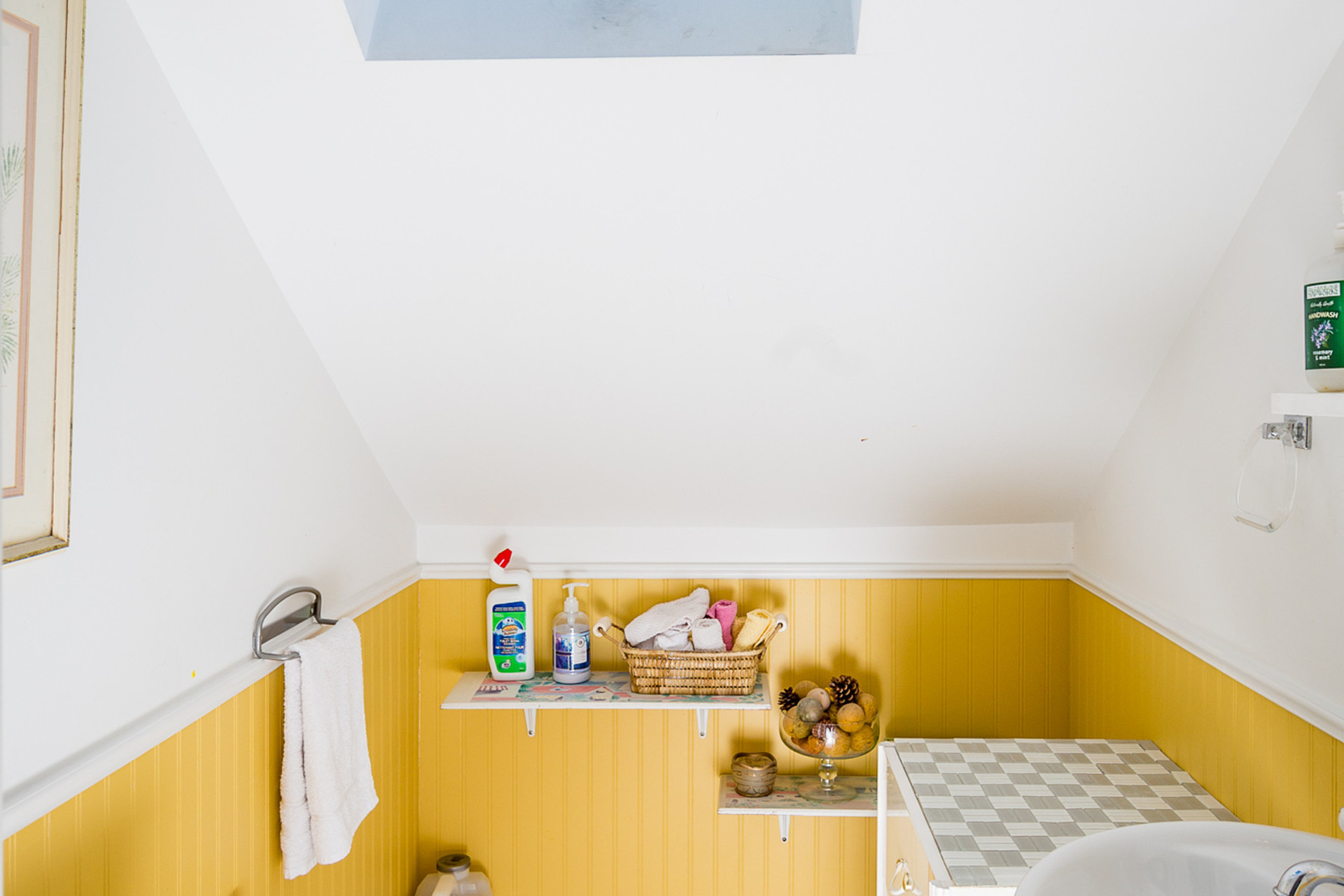  at 609, 611, 613 - 609 Mary Street, Victoria West