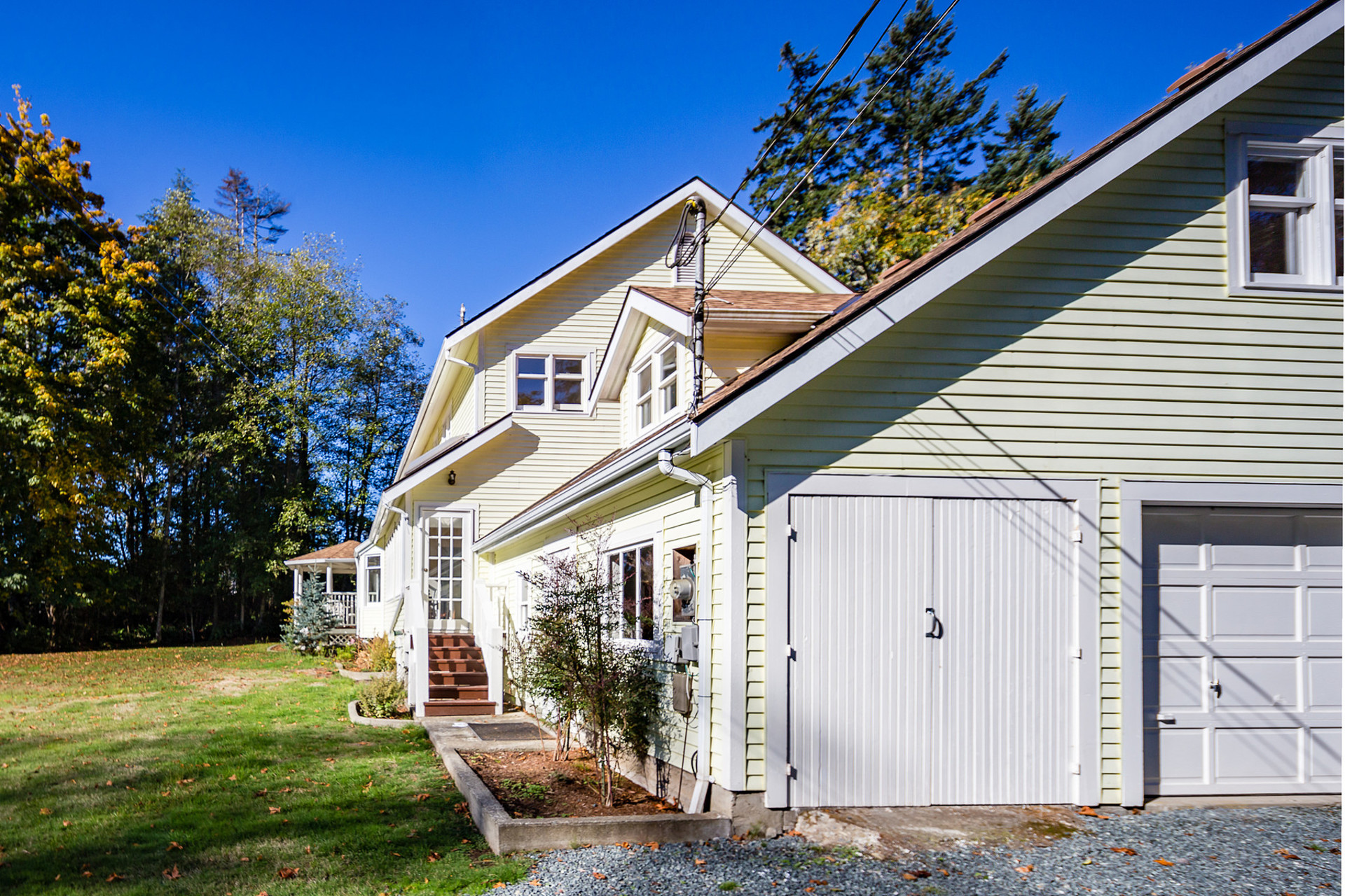  at 2032 Maple Avenue, John Muir, Sooke