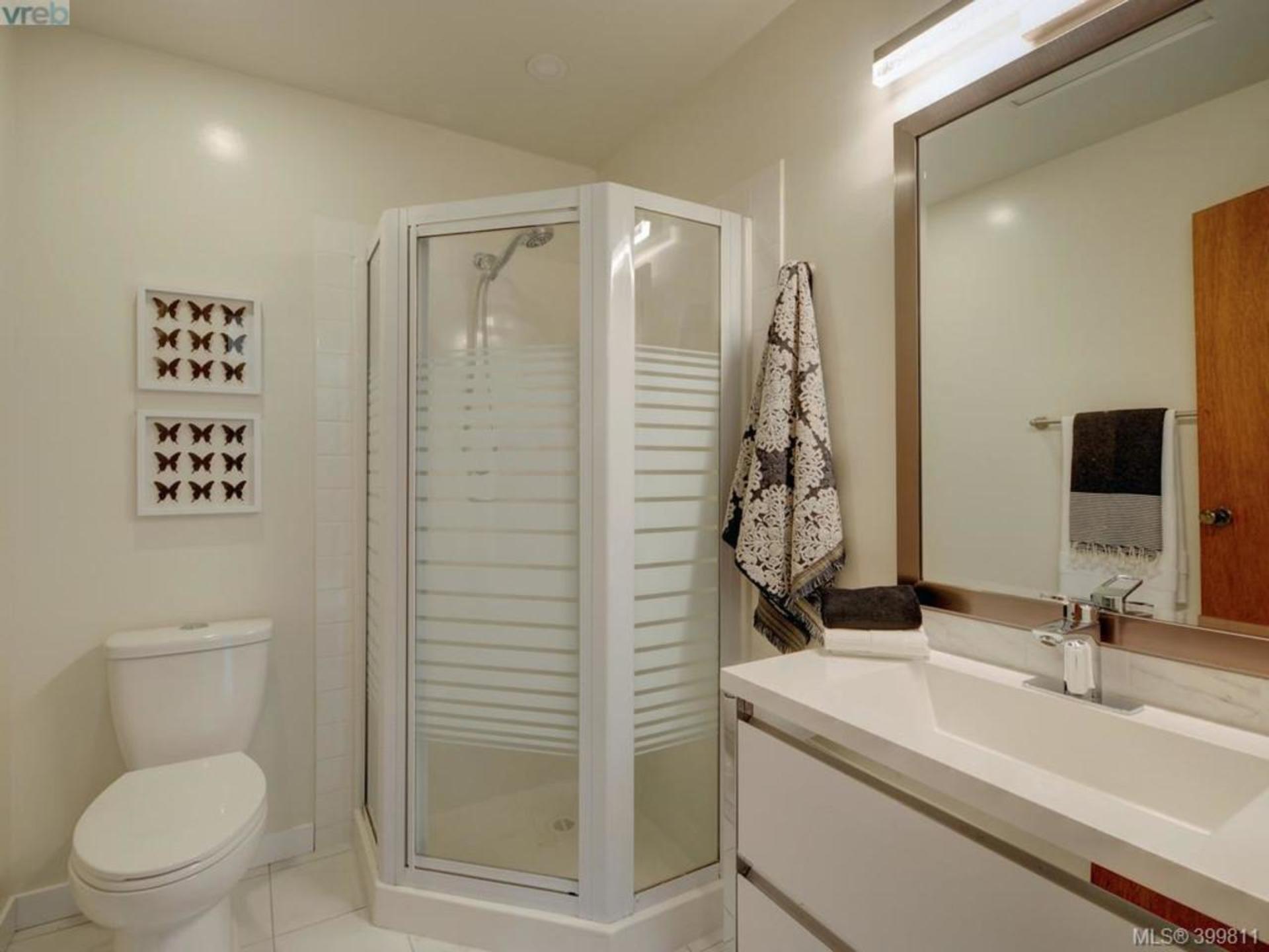  at 4066 Nicholson Court, High Quadra, Saanich East