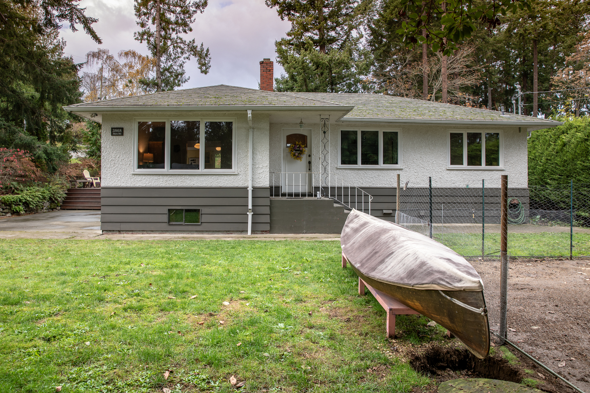 at 3868 Haro Road, Arbutus, Saanich East at 3868 Haro Road, Arbutus, Saanich East