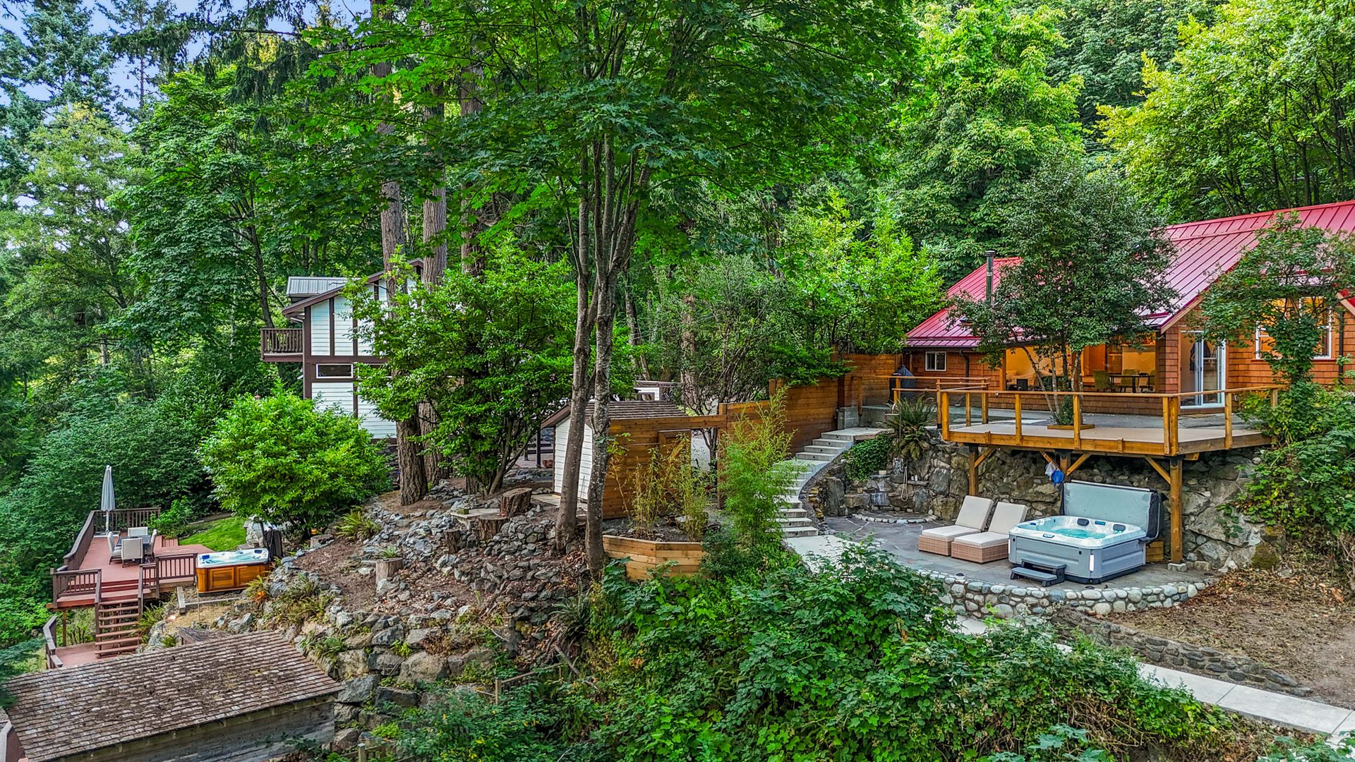 1709 & 1713 Falcon Heights Road, Goldstream, Langford 