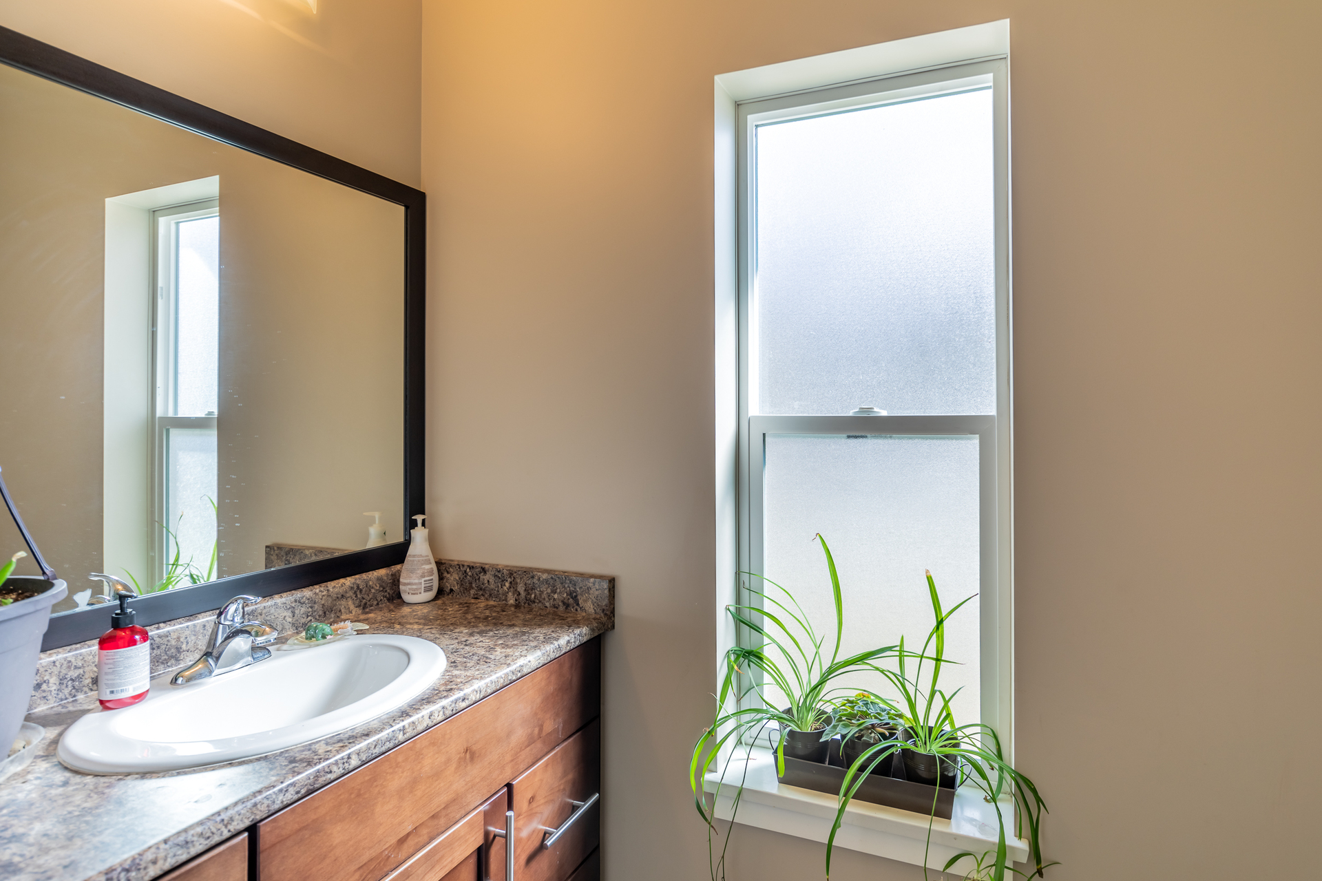 Guest Bathroom at 3288 Merlin Road, Happy Valley, Langford Guest Bathroom at 3288 Merlin Road, Happy Valley, Langford