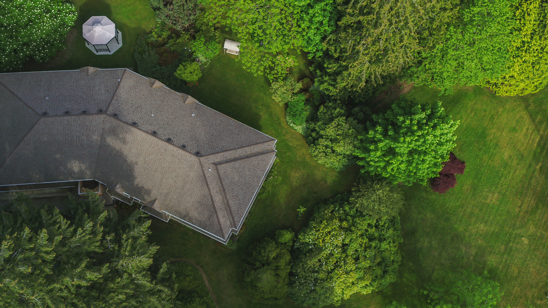 Aerial View Of The Inn at 5895 River Road, Port Alberni, Vancouver Island Aerial View Of The Inn at 5895 River Road, Port Alberni, Vancouver Island