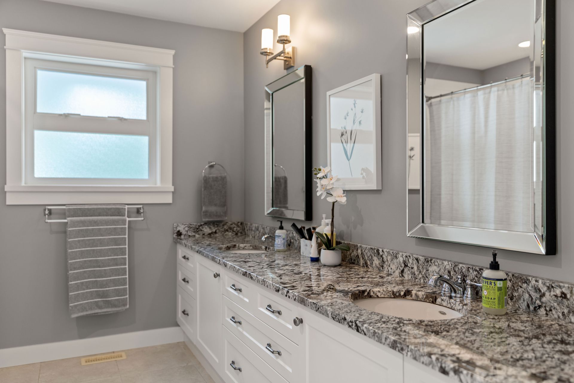  at 2080 Allenby Street, Henderson, Oak Bay