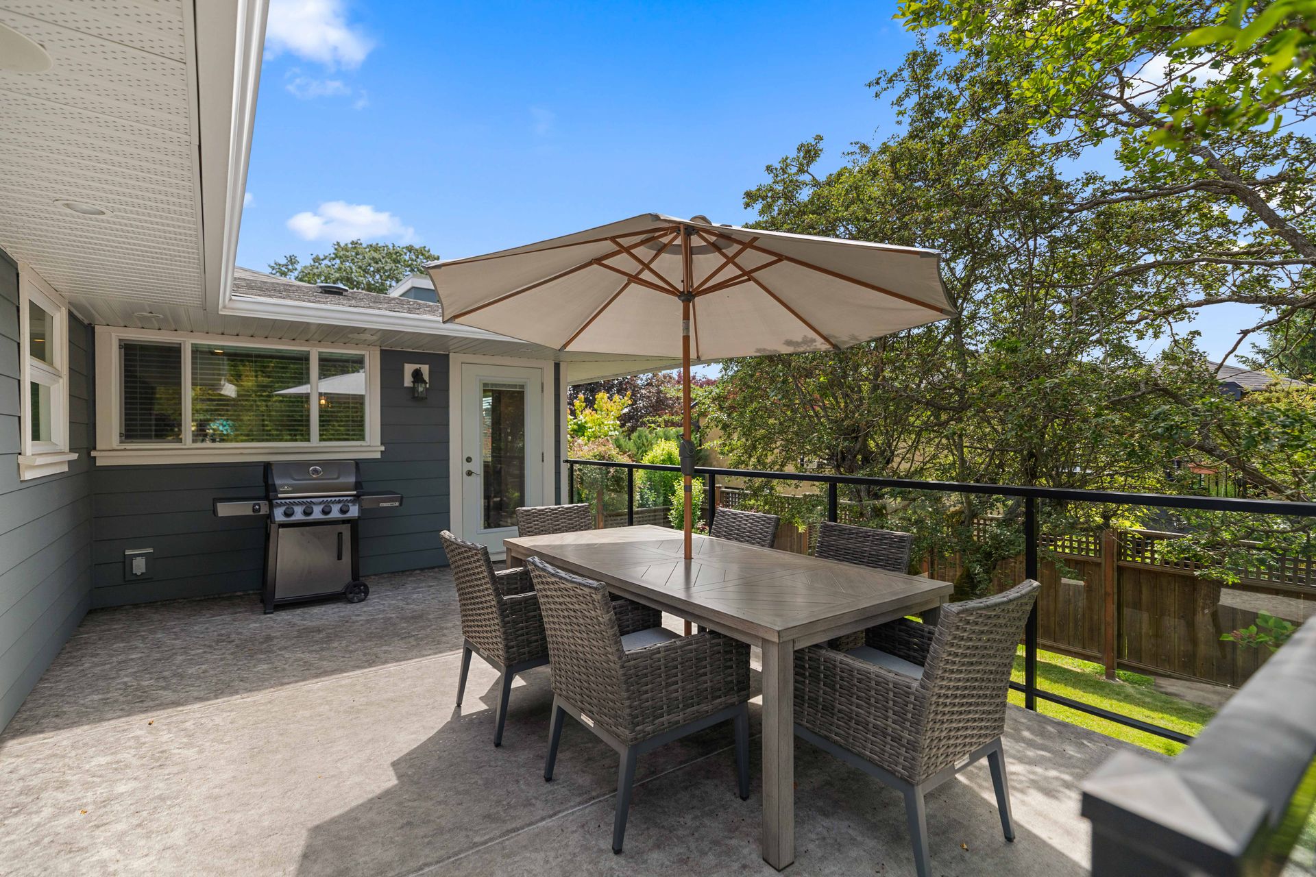  at 2080 Allenby Street, Henderson, Oak Bay