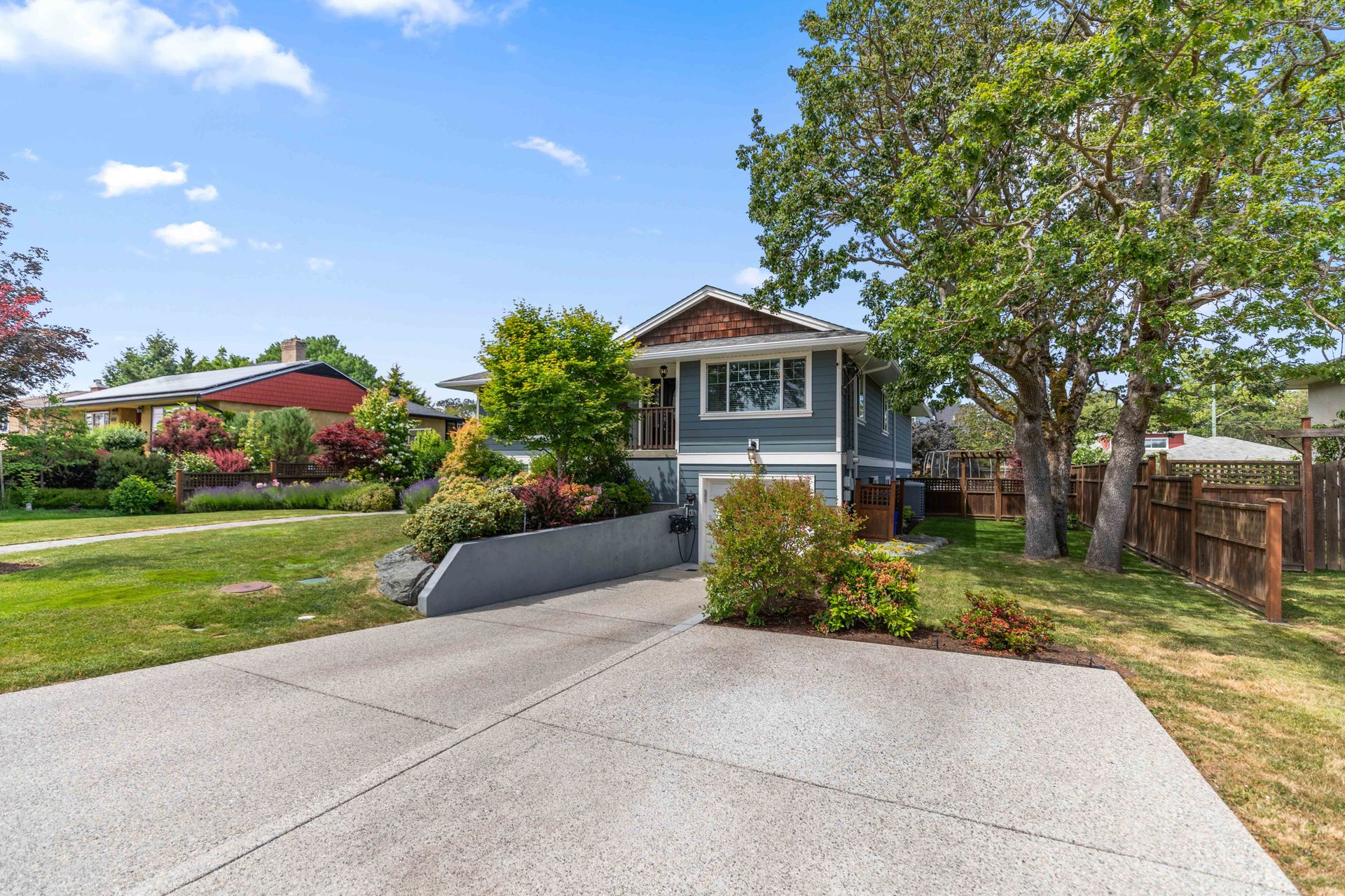  at 2080 Allenby Street, Henderson, Oak Bay