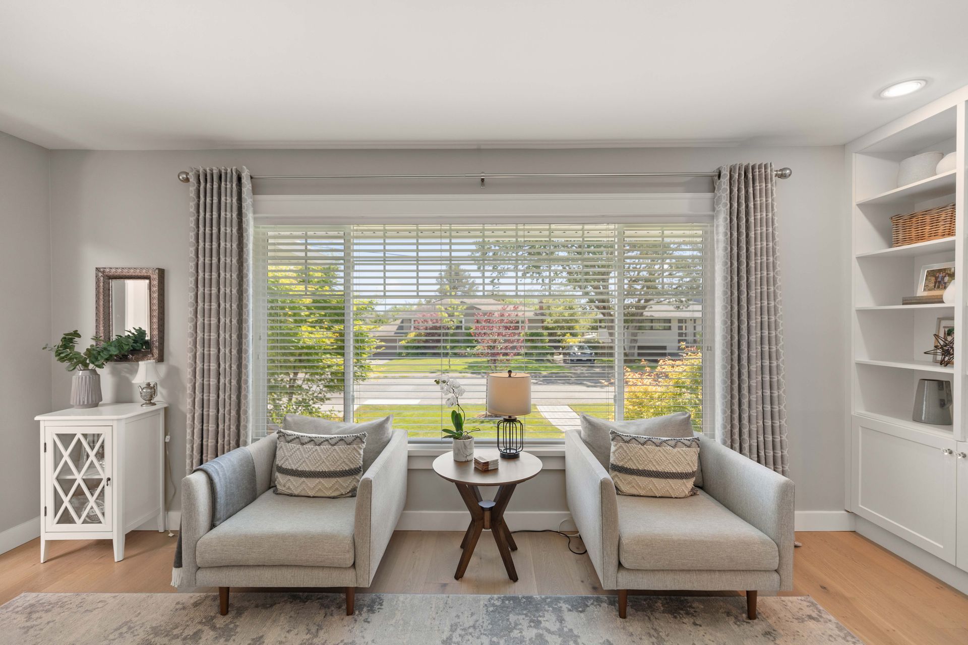  at 2080 Allenby Street, Henderson, Oak Bay